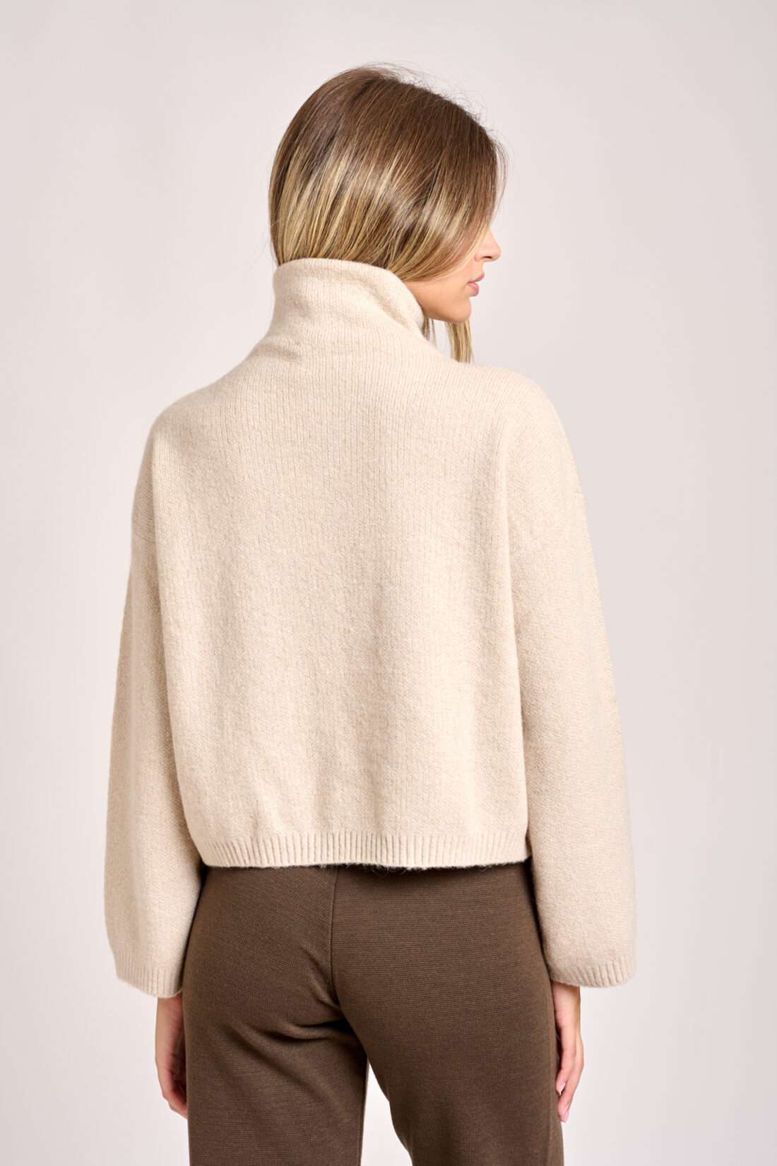 Maglia collo alto - immagine 2