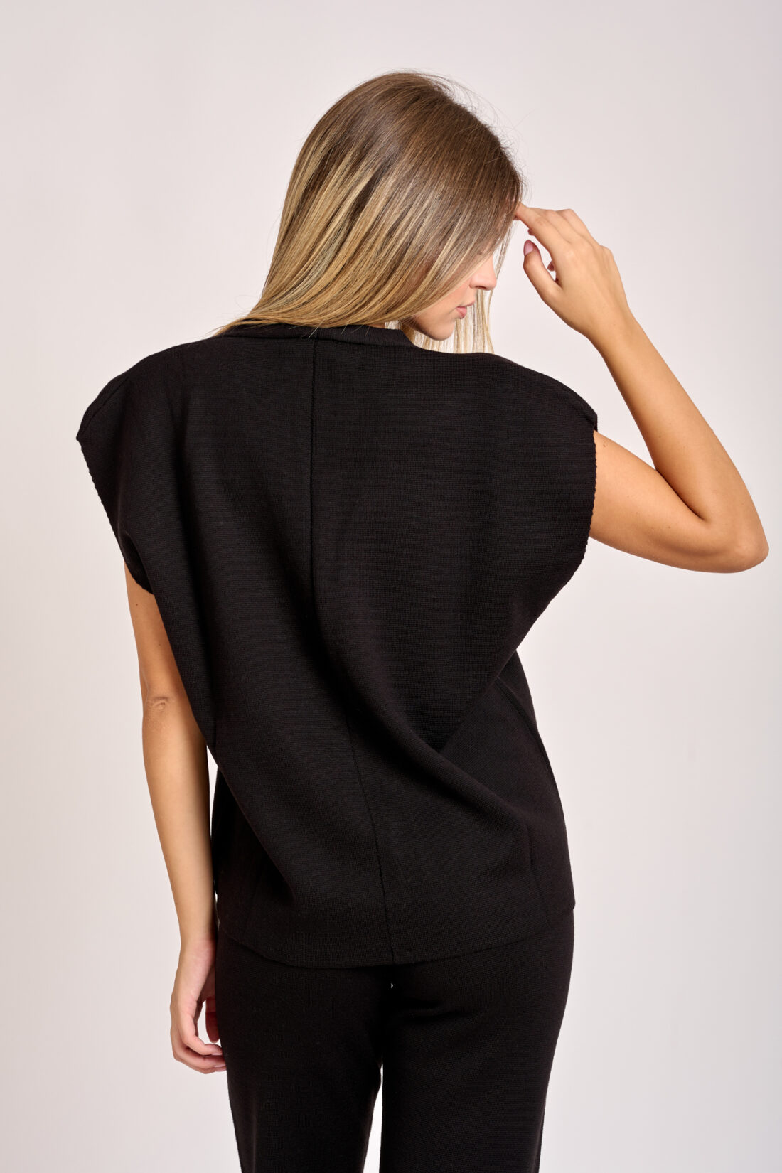 Gilet Scollo Nero - immagine 2